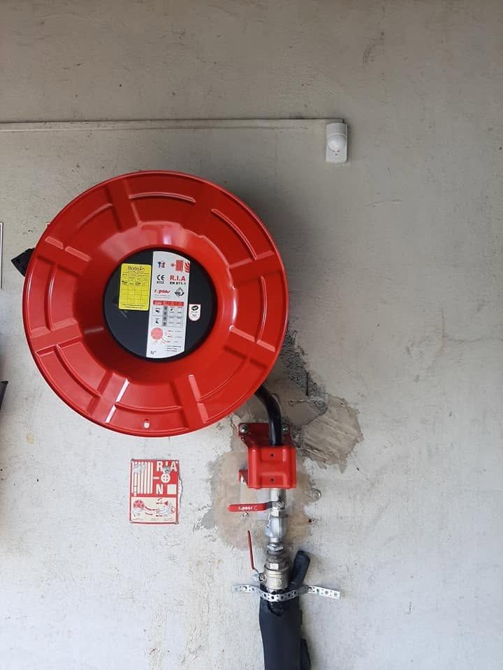 Robinet d'incendie armé vérifié par Bodoin Incendie-Sécurité